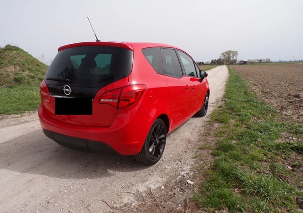 Opel Meriva cena 28000 przebieg: 156000, rok produkcji 2011 z Bychawa małe 254